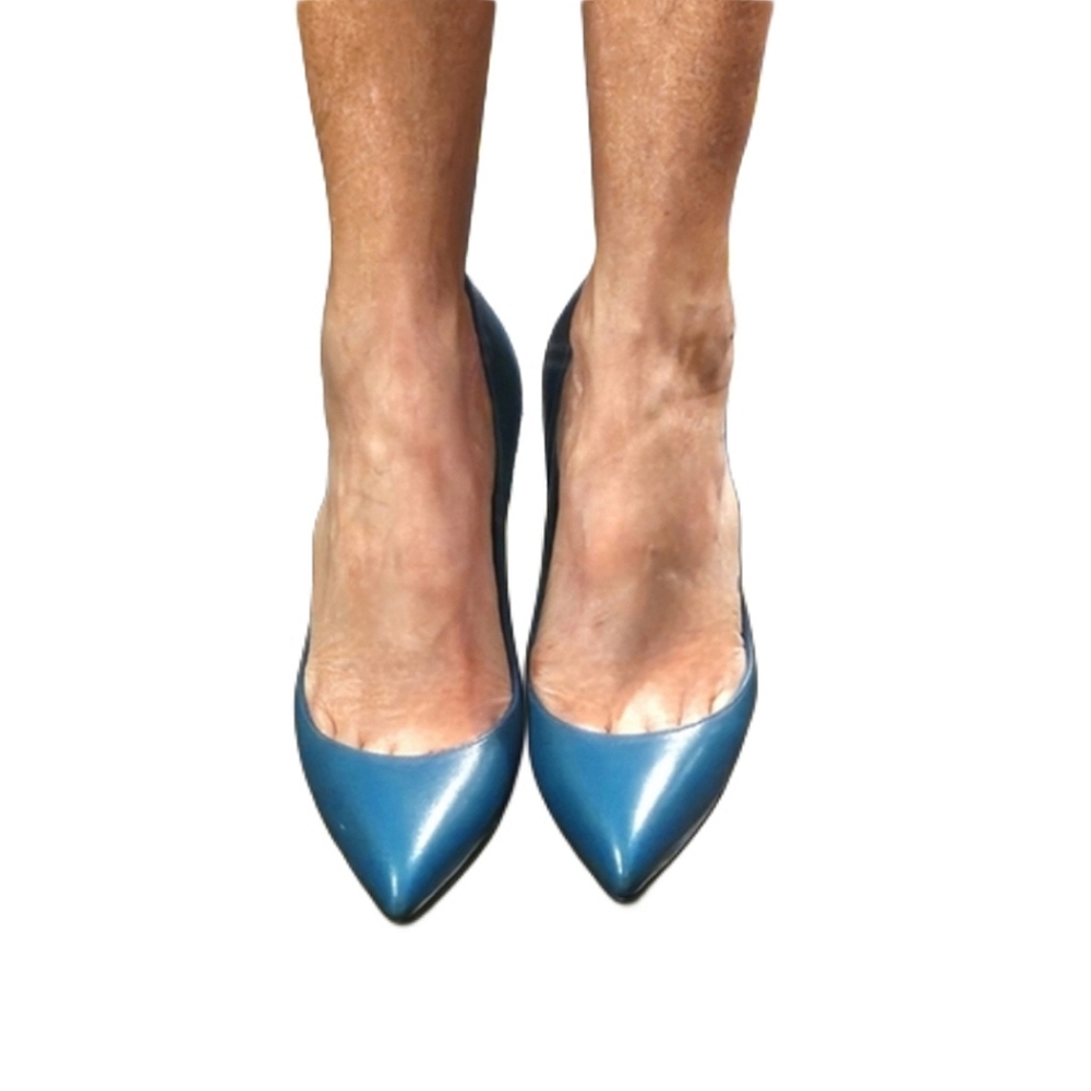 ❤️SPECIAL❤️GUCCI Teal Leather Stiletto Pumps - Picture 6 of 13